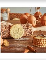 Exquisite Embossing Wooden Rolling Pin – Snowflake Flower Engraved Design for Stunning Cookies & Dough Art - Image 3