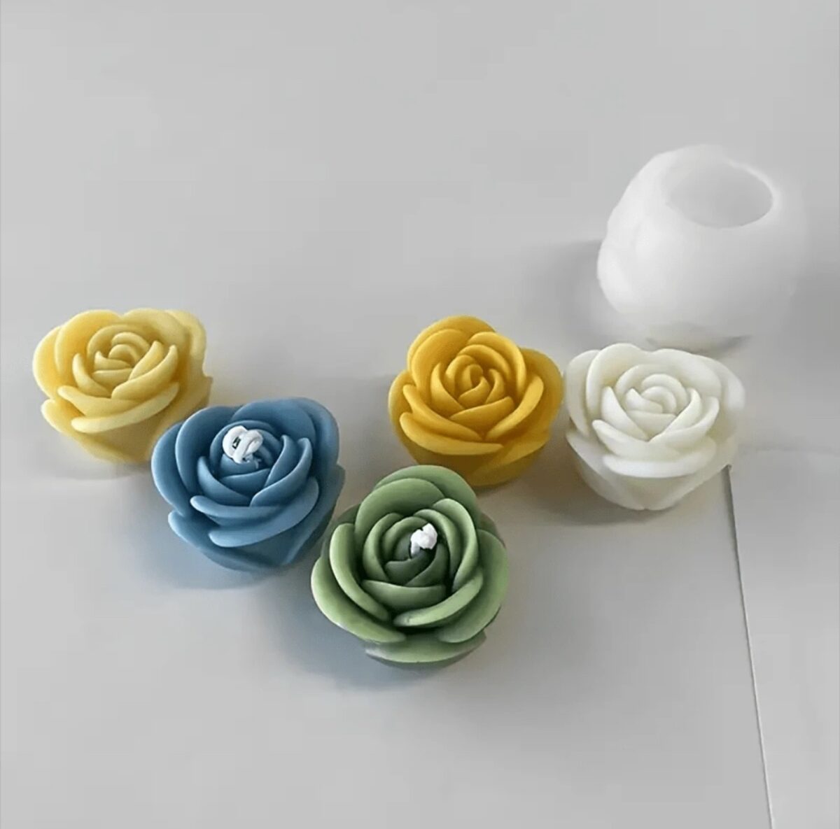 Elegant Moon Shaped Resin Tray Mold – DIY Candle Holder & Jewelry Coaster - Image 5